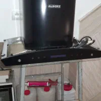 هود|هود|قم, دروازه چوبی|دیوار