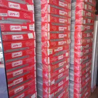 رادیاتور لورچ قرمز ، پکیج