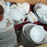 تعدادی وسایل قدیمی و..