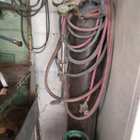 کپسول گاز وهوا|ابزارآلات|رباط‌کریم, شترخوار|دیوار