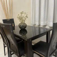 میز ناهار خوری ۴نفره