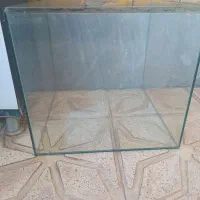 شیشه بزرگ یااکواریوم