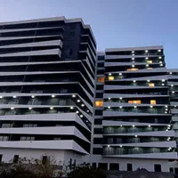 فروش آپارتمان برج فروردین طبقات بالا با دید دریا