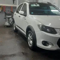 کوییک R سفید سقف مشکی ۱۴۰۱/۱۰|خودرو سواری و وانت|تهران, امیرآباد|دیوار