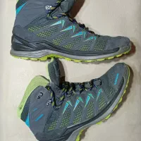 کفش پوتین کوهنوردی لوا ایتالیا سایز ۴۵