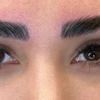کاشت مژه فقط 250 تومن
