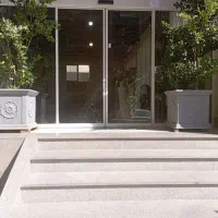 خانم خانه دار جهت کار در هتل