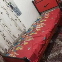 تخت یک نفره