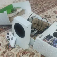 کنسول بازی سری s به همراه یک دسته کاملا نو|کنسول، بازی ویدئویی و آنلاین|همدان, |دیوار