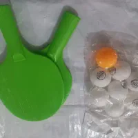 دسته و توپ پینگ پنگ