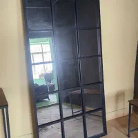 اینه بزرگ