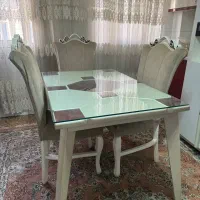 میز نهارخوری