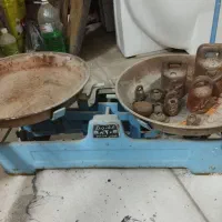 ترازو|کلکسیون اشیاء عتیقه|برخوار, |دیوار