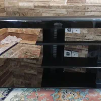 میز تلویزیون شیشه ای
