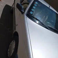 پژو نقره ای 405