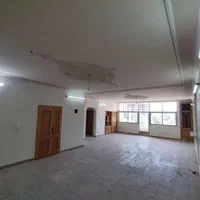 آپارتمان با موقعیت اداری و مسکونی / اشراق شمالی|اجارهٔ دفتر کار، اتاق اداری، مطب|اصفهان, برازنده|دیوار