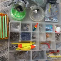 قلاب ماهیگیری و ابزار