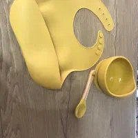 ظرف غذای کودک تمام سیلیکون سه تیکه برند والابی