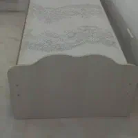 تخت تک نفره همراه با تشک ترکیه ای در حد نو|تخت و سرویس خواب|مرند, |دیوار