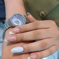 کاشت ناخن و اموزش حرفه ای