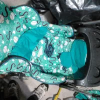 کالسکه و کریر تخت خواب نوزادو رورواک همگی ۶۰۰۰تومن