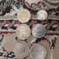 چند عدد سکه خارجی