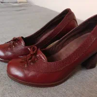 کفش چرم طبیعی سایز ۳۸ و ۳۹