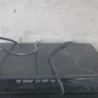 یک دستگاه دی وی دی