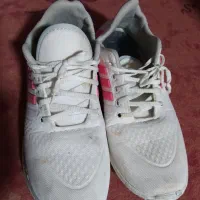 کفش سبک و بادوام