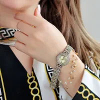 ساعت کادویی شیک روز زن آویز دار
