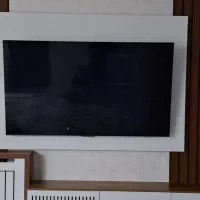 تلویزیون تی سی ال صفحه نمایش شکسته