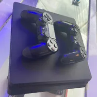 Playstation 4 slim با بازی دو دسته|کنسول، بازی ویدئویی و آنلاین|رشت, معلم|دیوار
