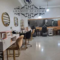 خدمات آرایشی در مرکز زیبایی آرامو