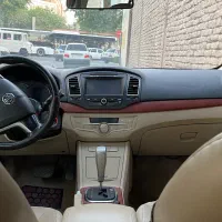 ام‌جی 350 مدل 2013، وارداتی، قرمز متالیک