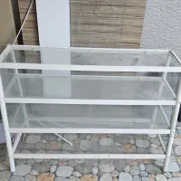 ویترین۲عدد،یک عدد گاز رو میزی وسایل قلعه تل هستن