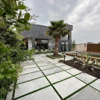 400متری3خواب-فروش-ویلا-نیم-پیلوت-استخر-مبلمان-نو