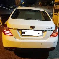 راننده با خودرو جیلی امگرند7اماده کار مسلط به زبان