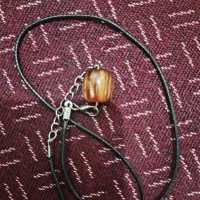 گردنبند نگین تسبیح کهربا