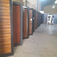 ساخت و نصب حرفه ای  انواع درب های ضد سرقت وچوبی