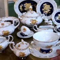 سرویس چینی گلبرجسته ۱۸ نفره سورمه ای طلاکوب خارجی