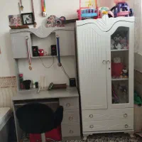 تخت وکمد