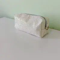 کیف لوازم آرایش و کیف دستی سنتی. نو