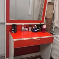 میز دراور با اینه