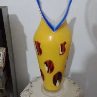 گلدان زرد