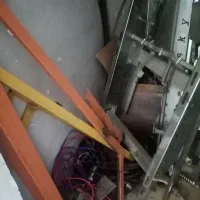 فروش قطعات کامل یک دستگاه بالابر هیدرولیکی