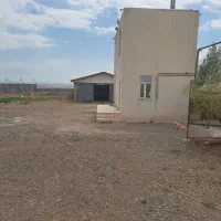 ۱۲ هکتار با ۷۰۰۰ متر گاوداری با مجوز و امکانات