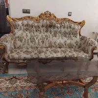 مبل کلاسیک ۹ نفره کار کرده تمیز و بدون پارگی|مبلمان خانگی و میز عسلی|هشتگرد, شهرک گلها|دیوار