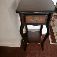 میز تلفن  کار کرده، سالم