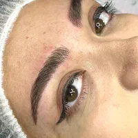 تخصصی ترین خدمات میکرو ابرو در فولاد شهر