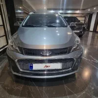 ۳۱۵ هاچ‌بک 315 پلاس ATنیوفیس،کم‌کارکرد و بی‌رنگ